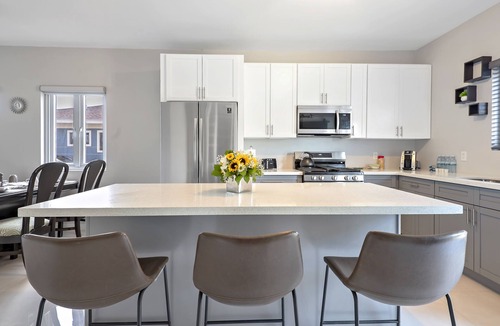 Westwind House | Cozy 2-bedroom townhome in welcoming Nassau with WiFi, AC