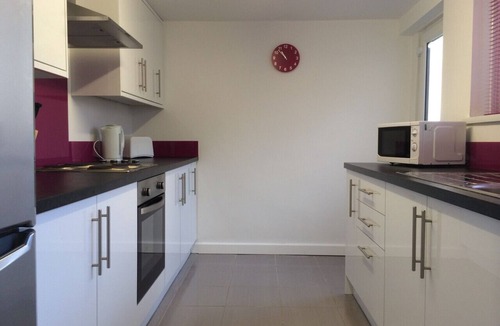 Middlesbrough Apartment | Cozy 3BR Apartment in Kexgill