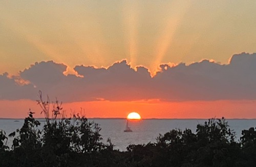 Great Guana Cay House | Cozy cottage studio on the waterfront in charming Great Guana Cay