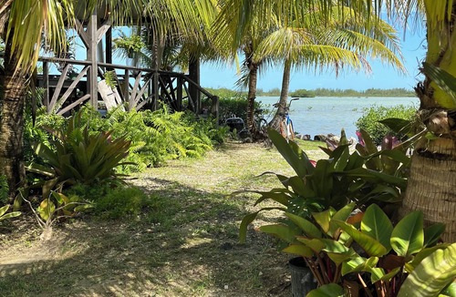 Coral Harbour House | Cozy cottage with 1 bedroom and WiFi, AC in enjoyable Nassau