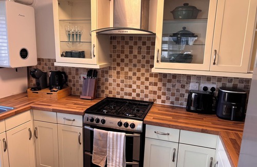 Salisbury House | Cozy & Self Contained The Garden Annex 306