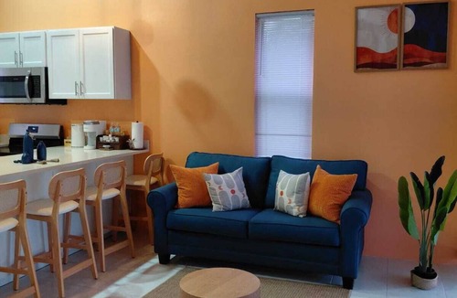 Marsh Harbour Cottage | Cozy waterfront cottage in private community