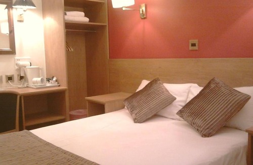 Reading Hotel | Crescent Hotel