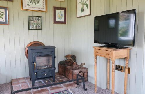 Gloucester House | Crows Cabin