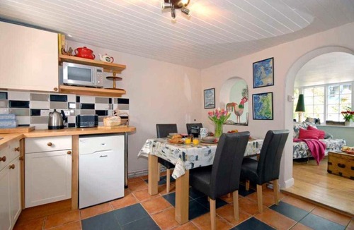 Fishguard Apartment | Crows Cottage