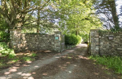 Helston House | Culdrose Manor