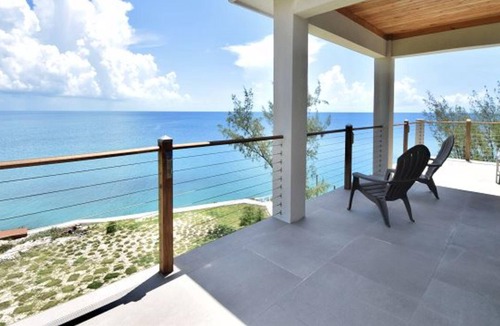 Governor's Harbour House | Cupid's Way by Eleuthera Vacation Rentals