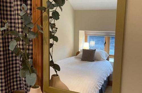 Cambridge House | Cute Farm Cottage in quaint, peaceful village