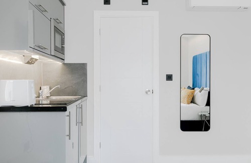 City of Westminster Apartment | Cute Studio in Central London