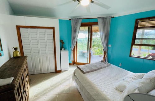 Gregory Town House | Da Round House