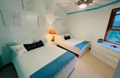 Gregory Town House | Da Round House