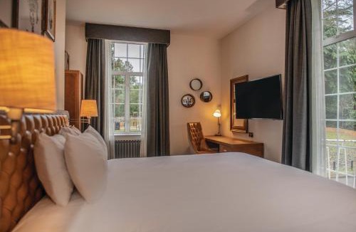 Old Windsor Hotel | De Vere Beaumont Estate