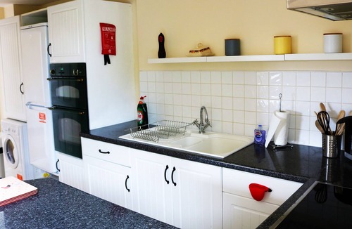 Altrincham Cottage | Denfield Cottage · Charming Thatched Cottage plus Annexe