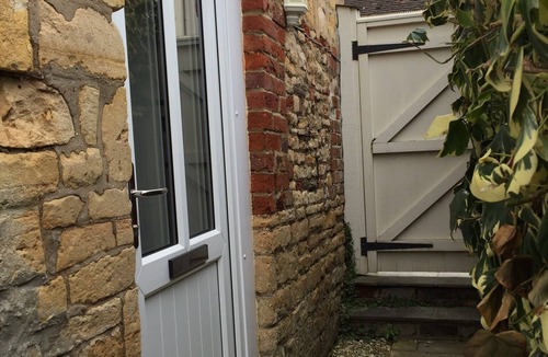Cheltenham House | Detached Cotswold Stone Coach House