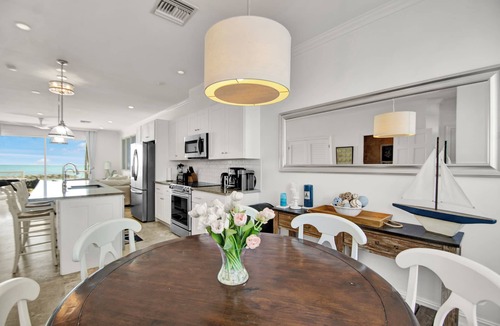 Palm Cay Villa | Directly on Beach! White Sand Turquoise Water at Your Doorstep-304 Blues Point