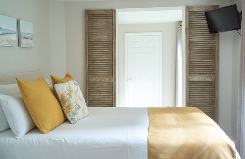 Kemptown Hotel | Double En Suite Room w/Private Patio