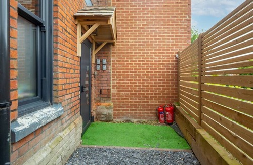 Petham Apartment | Downs View a Tranquil Space for Two - Pass the Keys