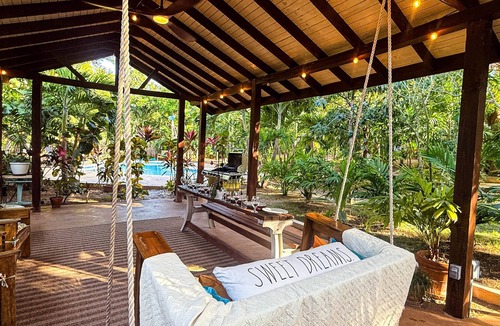 Nassau Villa | DreamSpace Estate/Private Pool, Car & Beach Access