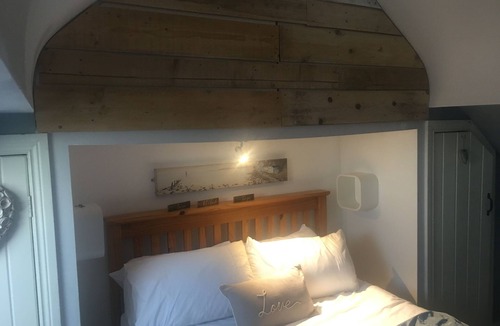 Killyleagh Apartment | Driftwood Loft