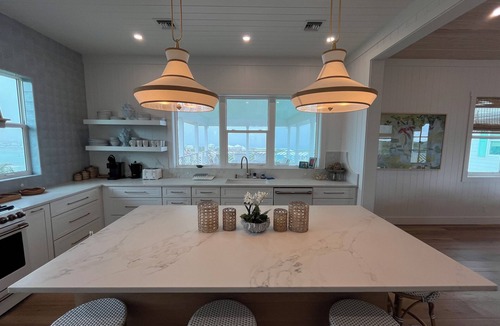 Hope Town House | "Duck Out"- Built in Feb 2025- Solar/Generator, Pool, Boat Slip- Elbow Cay