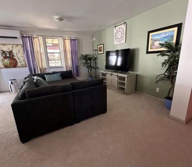 Makaha Valley Villa | E Komo mai -Welcome Home