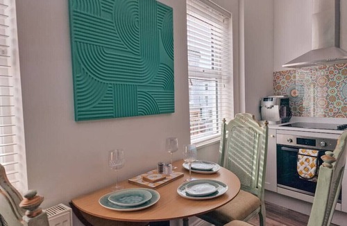 Montpellier Apartment | Eclectic 1BD in the Heart of Cheltenham