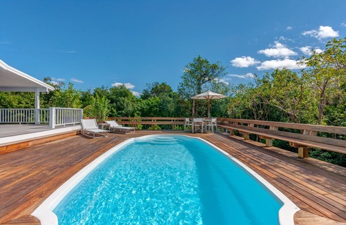 Hope Town House | Elbow Joint: Comfortable Island Escape in White Sound near Firefly Resort