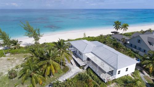 North Palmetto Point House | Eleuthera Retreat - Private Villa & Cottages on pink sand beachfront