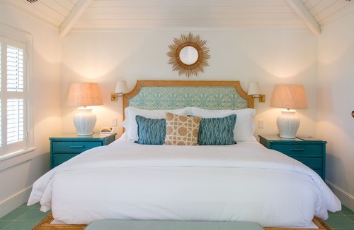 Dunmore Town Cabin | Eleven Bahama House