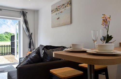 Herne Bay House | Elm - Uk11991