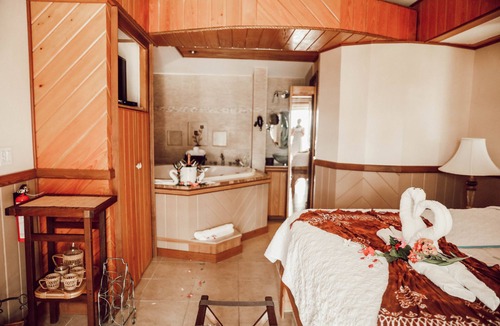 Staniel Cay Hotel | EMBRACE Resort