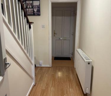 Custom House Apartment | Ensuite double Room near ExCeL London
