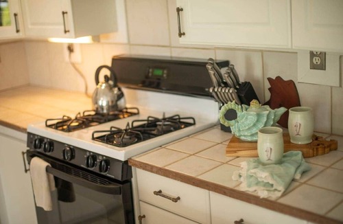 Cherokee House | Epic Beach View Cottage in Abaco w/Dockslip