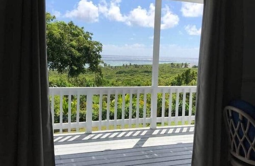 Cherokee House | Epic Beach View Cottage in Abaco w/Dockslip