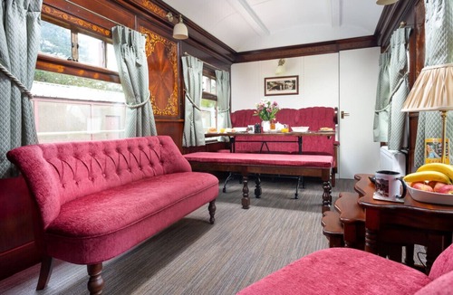 Ravenglass House | Esk Pullman Carriage