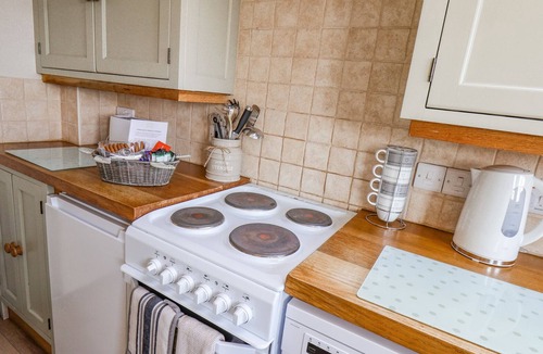 Ugthorpe Cottage | ESME'S COTTAGE, pet friendly, character holiday cottage in Whitby