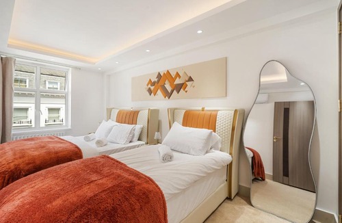 Mayfair Apartment | Exclusive 2-Bedroom Retreat in Iconic Mayfair H8