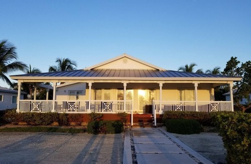 North Bimini House | Exclusive Bimini Bay home with private boat slip.
