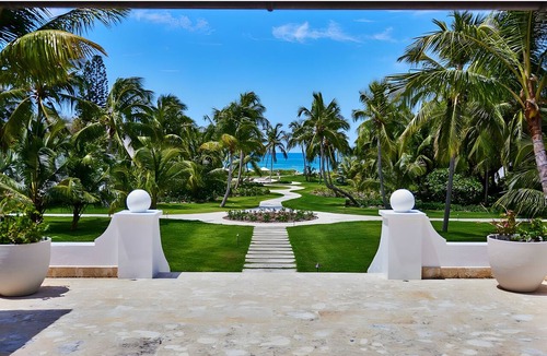 Governor's Harbour Villa | Expansive Garden Suite with Private Veranda & Peaceful Island Garden Views