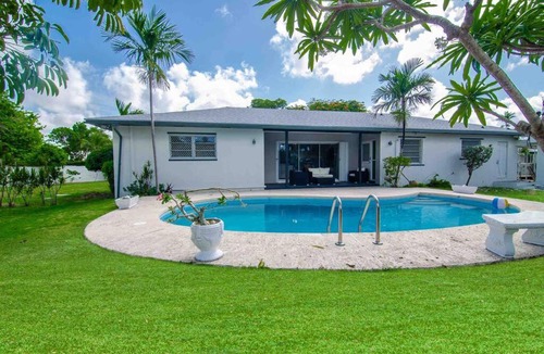Westward Villas Subdivision House | Exquisite 3 Bedroom Luxury Home Near To Baha Mar
