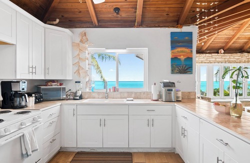 Tar Bay House | Exuma Ocean Front Beach House-Private Beach-Close to Airport-ParadisePoint