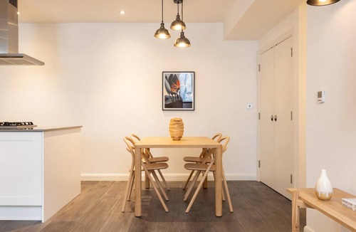 Chinatown Apartment | Fabulous Leicester Sq 1BR - Netflix & Nespresso