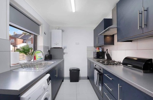 Durham House | Family Friendly 2BR Close to Durham City