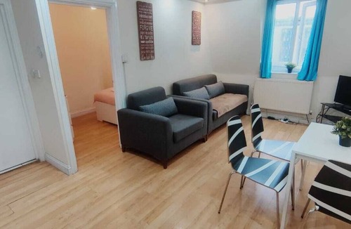 King's Cross Apartment | Family Friendly Apartment Next to Eurostar Star 1