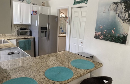 Alice Town Villa | Family friendly private villa can sleep 6, walking distance from beach and pool!