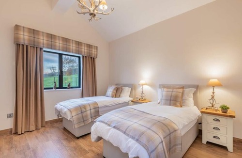 Kendal House | Farmhouse and Bungalow in the Lake District in a beautiful setting