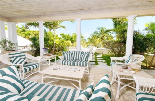 Westwind House | Farraige: Idyllic scenic beachfront 4-bedroom house with island charm