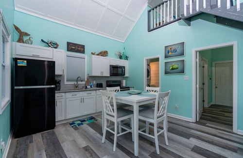 Spanish Wells House | Fish Fever, Russell Island Bahamas