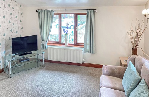 Bondgate Within Apartment | First floor apartment with one double and one twin.