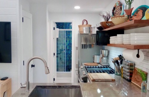 Hope Town Cottage | Fish Cottage - Quiet Comfort, Perfectly Placed